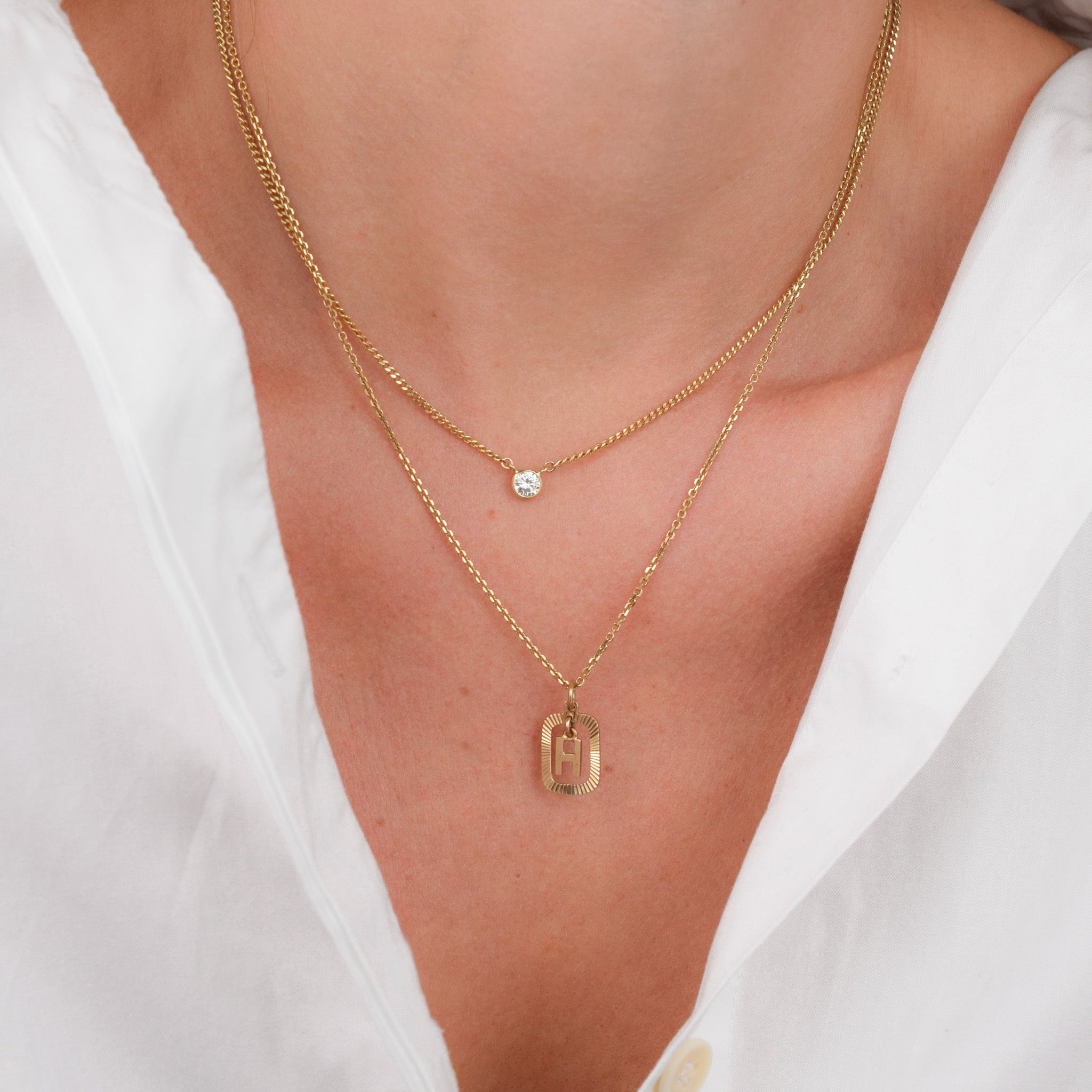 vintage gold H pendant, folklor vintage jewelry canada