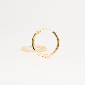 vintage gold huggy hoop earrings, folklor vintage jewelry canada