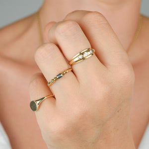 vintage gold structural ring, folklor vintage jewelery canada