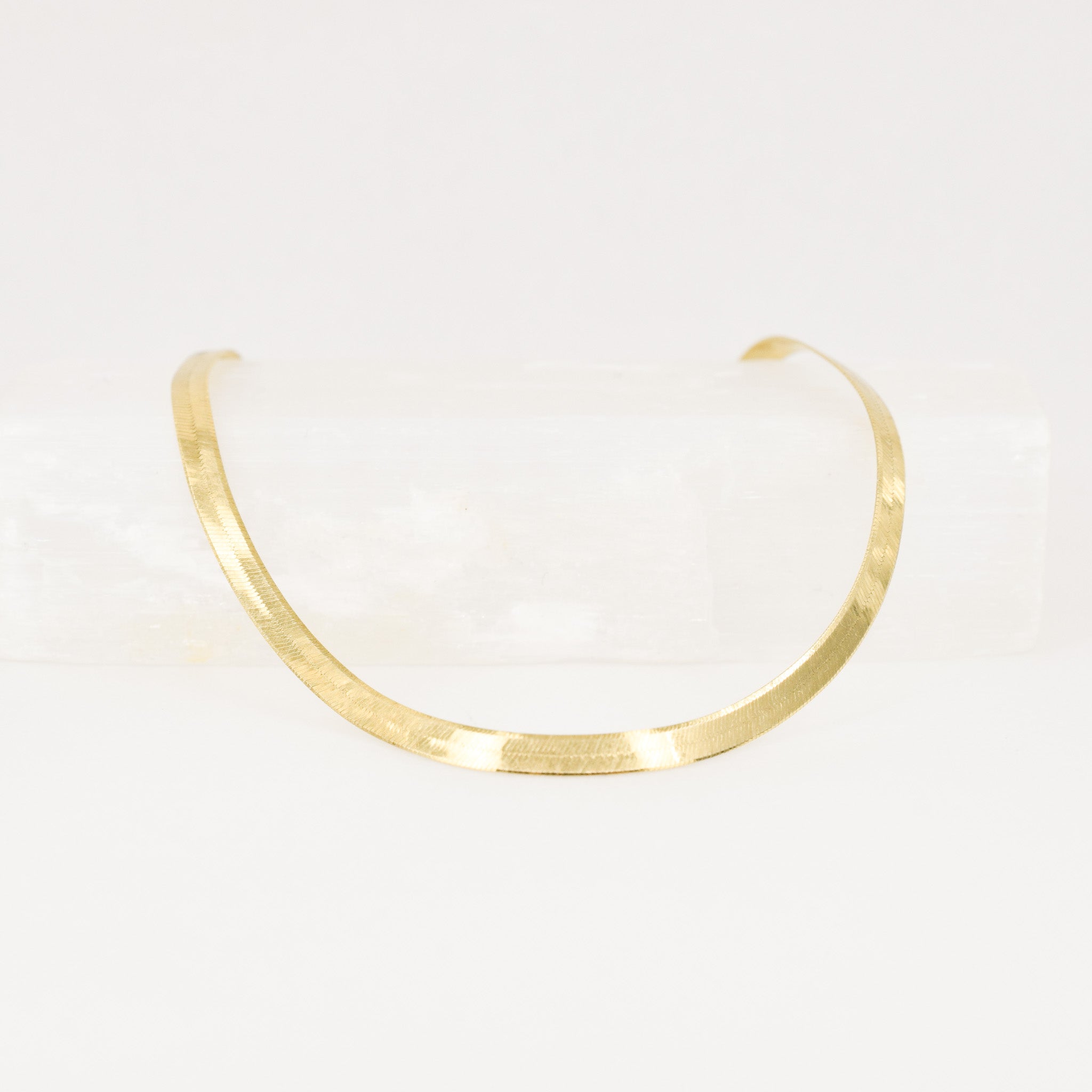 vintage gold herringbone bracelet, folklor vintage jewelry canada 