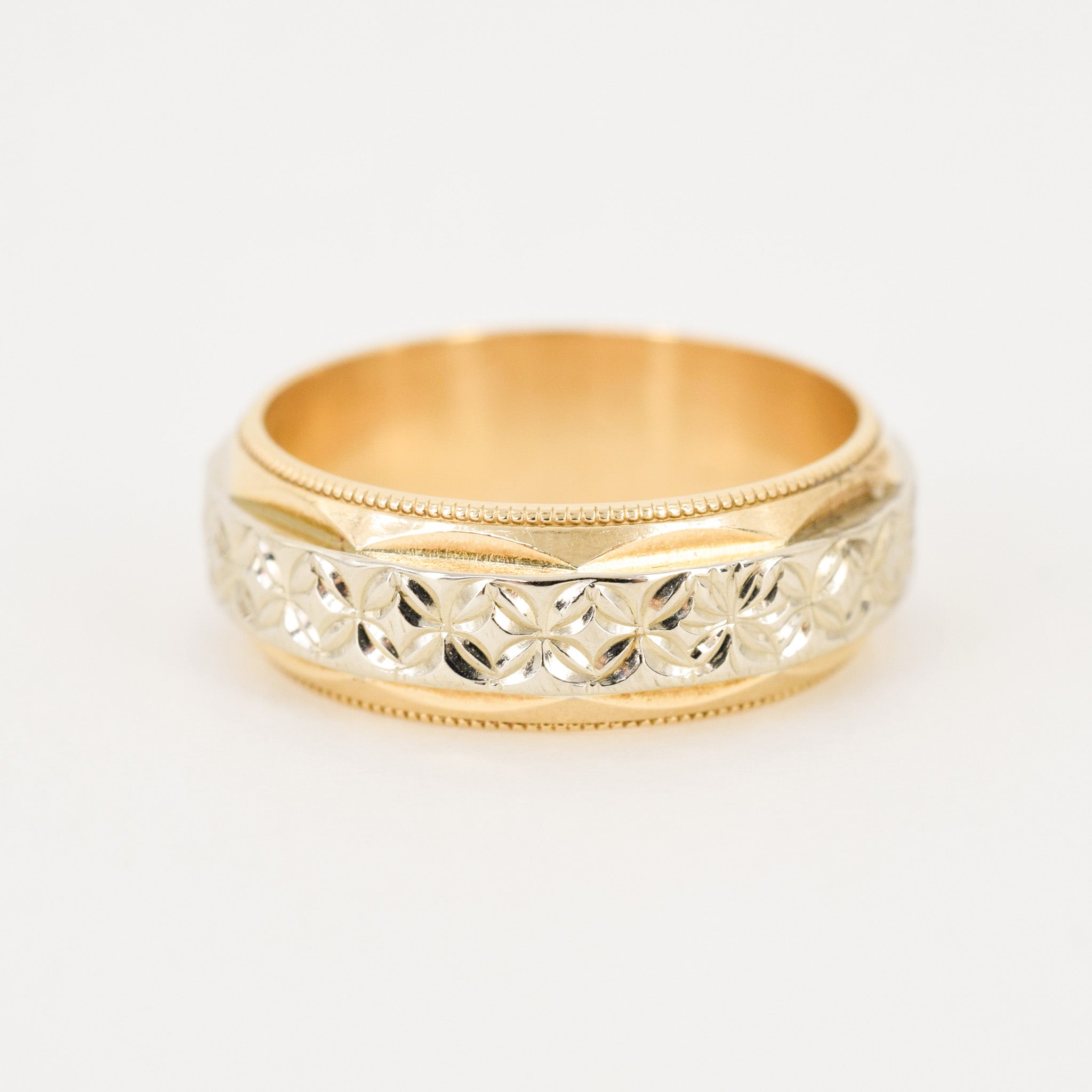 intricate vintage gold wedding band, folklor vintage jewelry canada