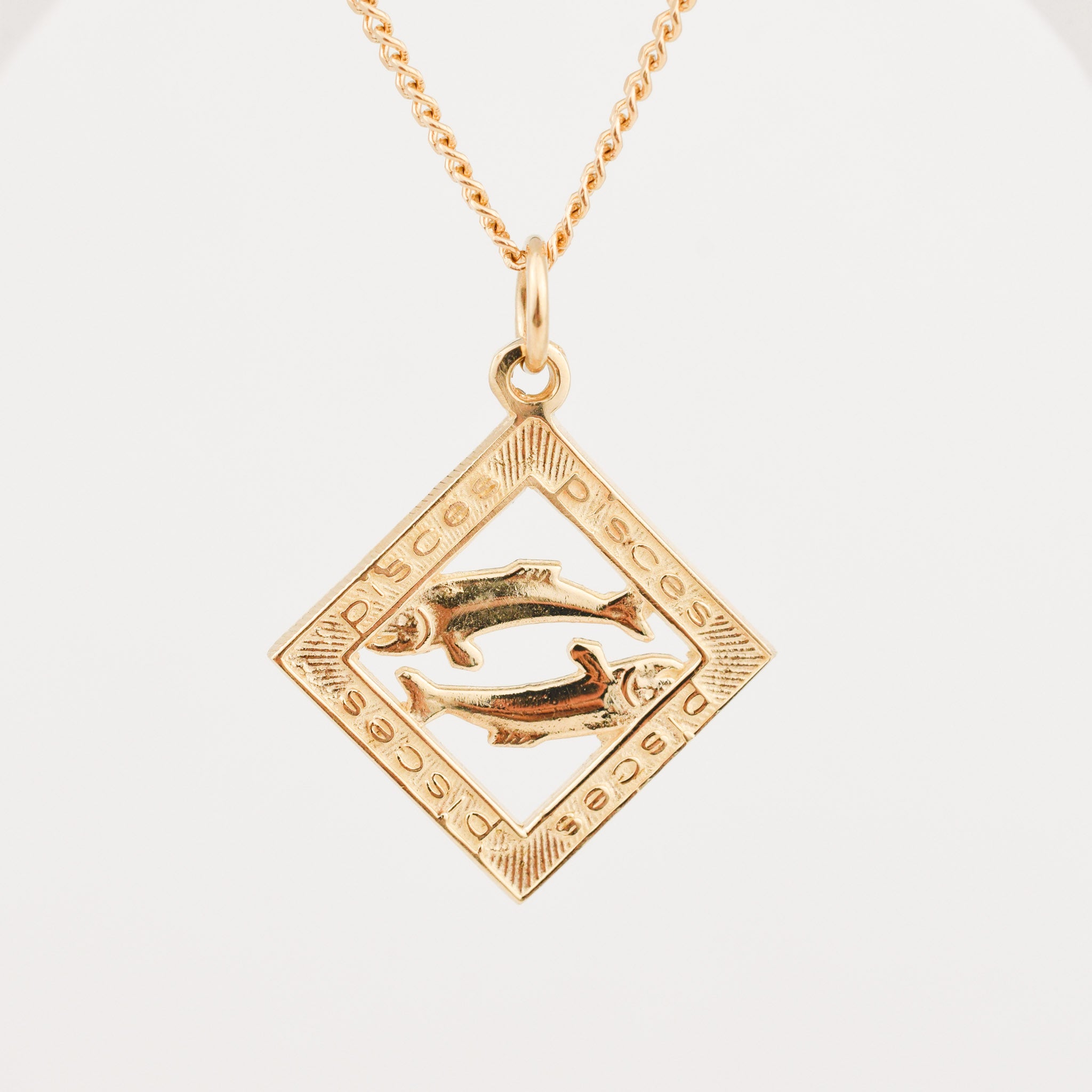 vintage gold pisces pendant, folklor vintage jewelry canada