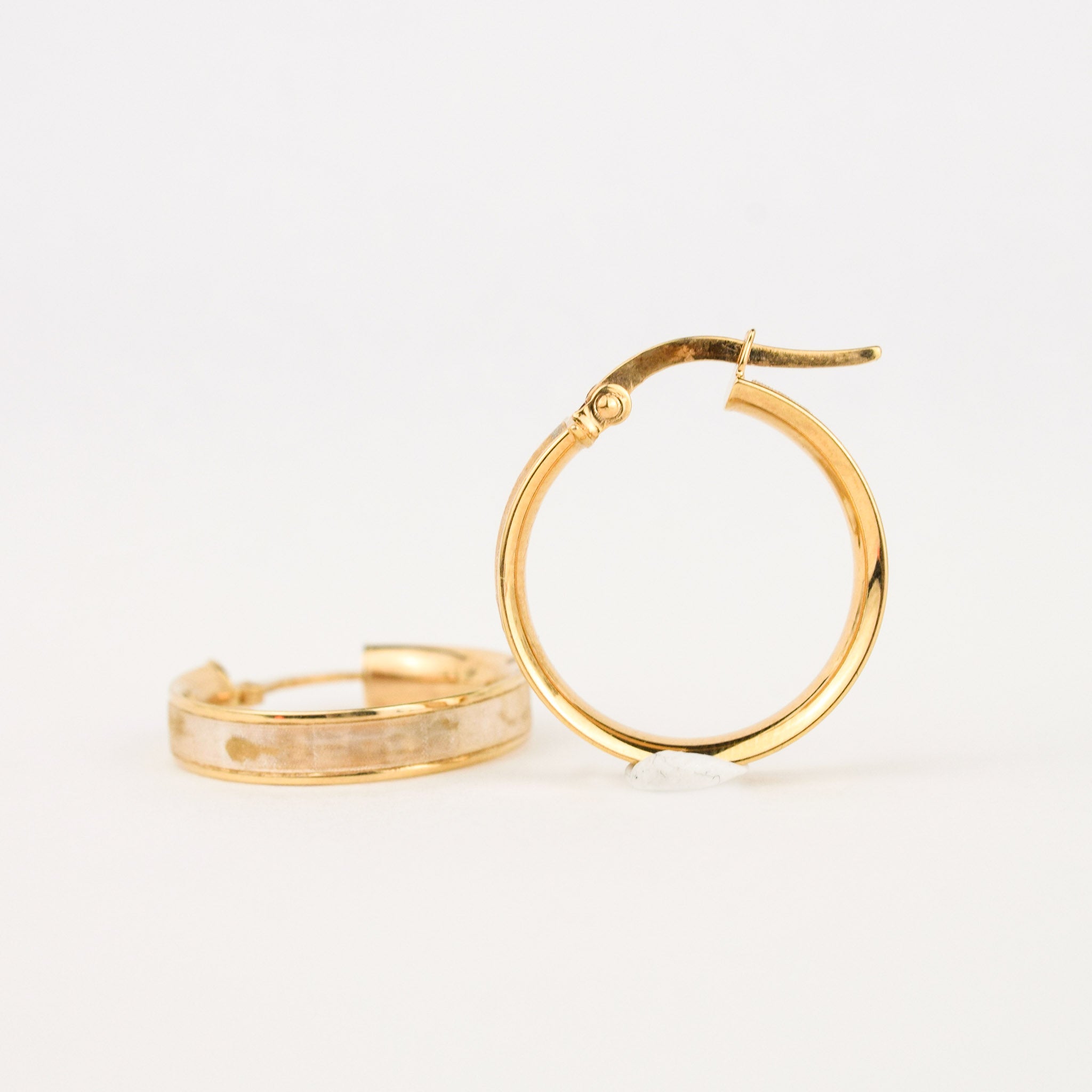 vintage gold hoop earrings, folklor vintage jewelry canada