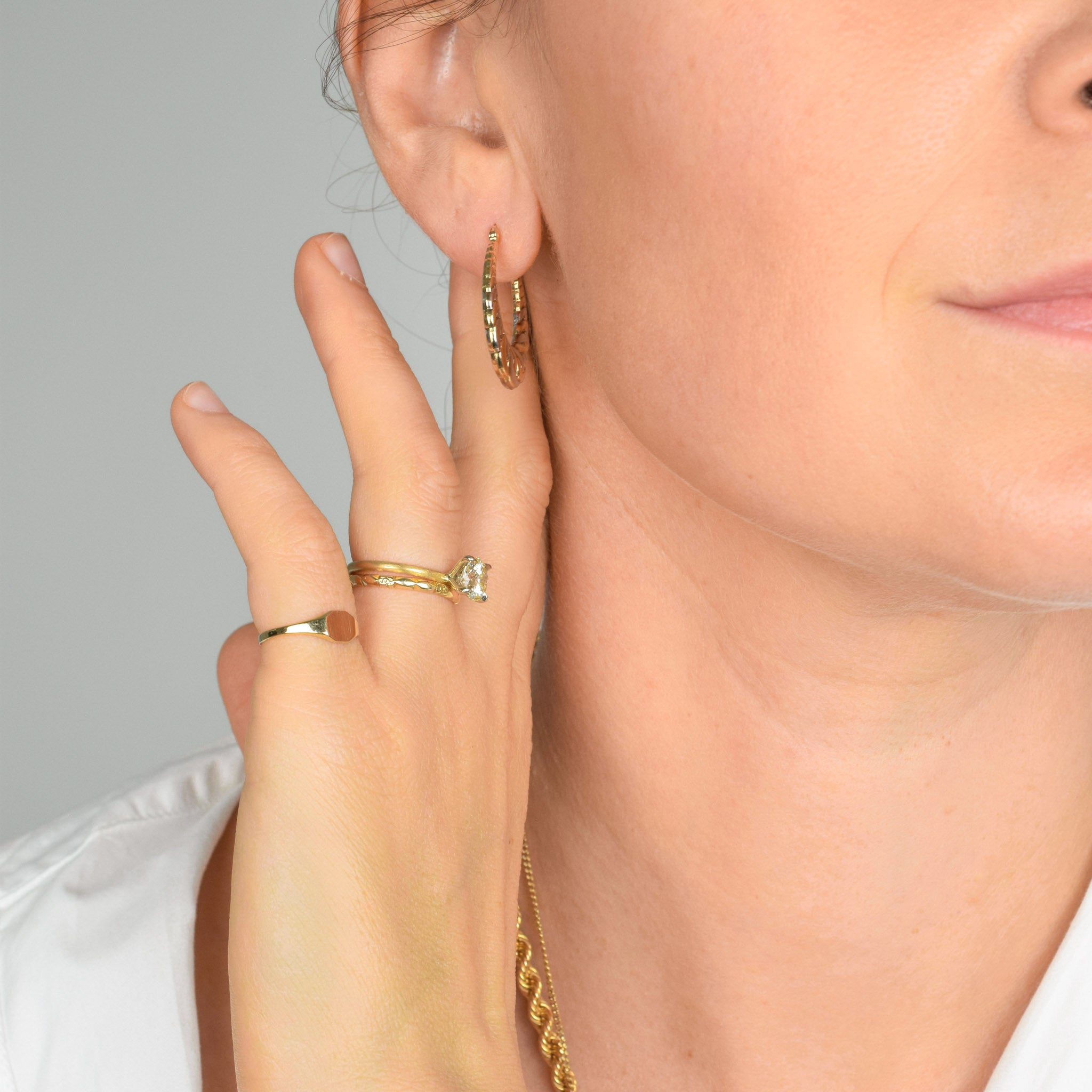Chain Inspired Two Tone Oval Hoops