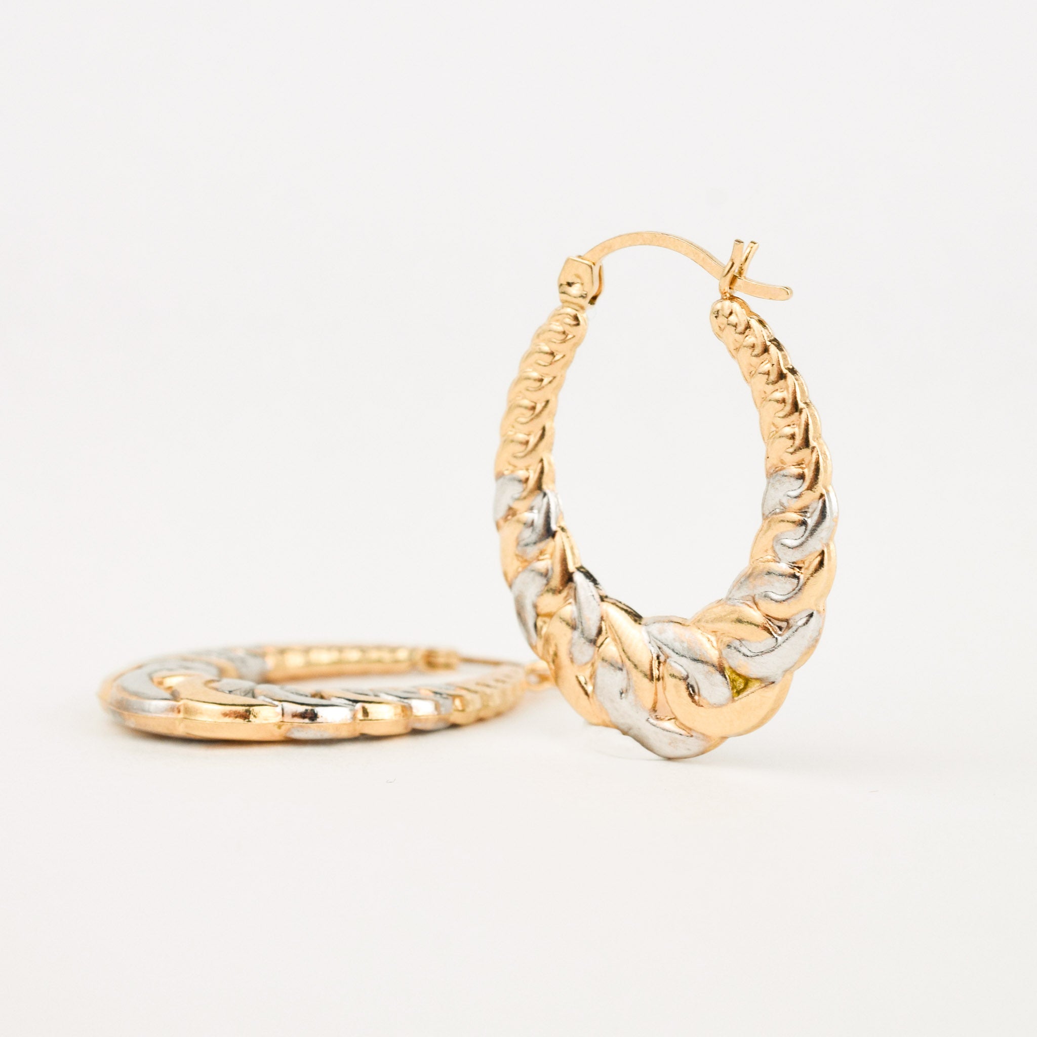 Chain Inspired Two Tone Oval Hoops