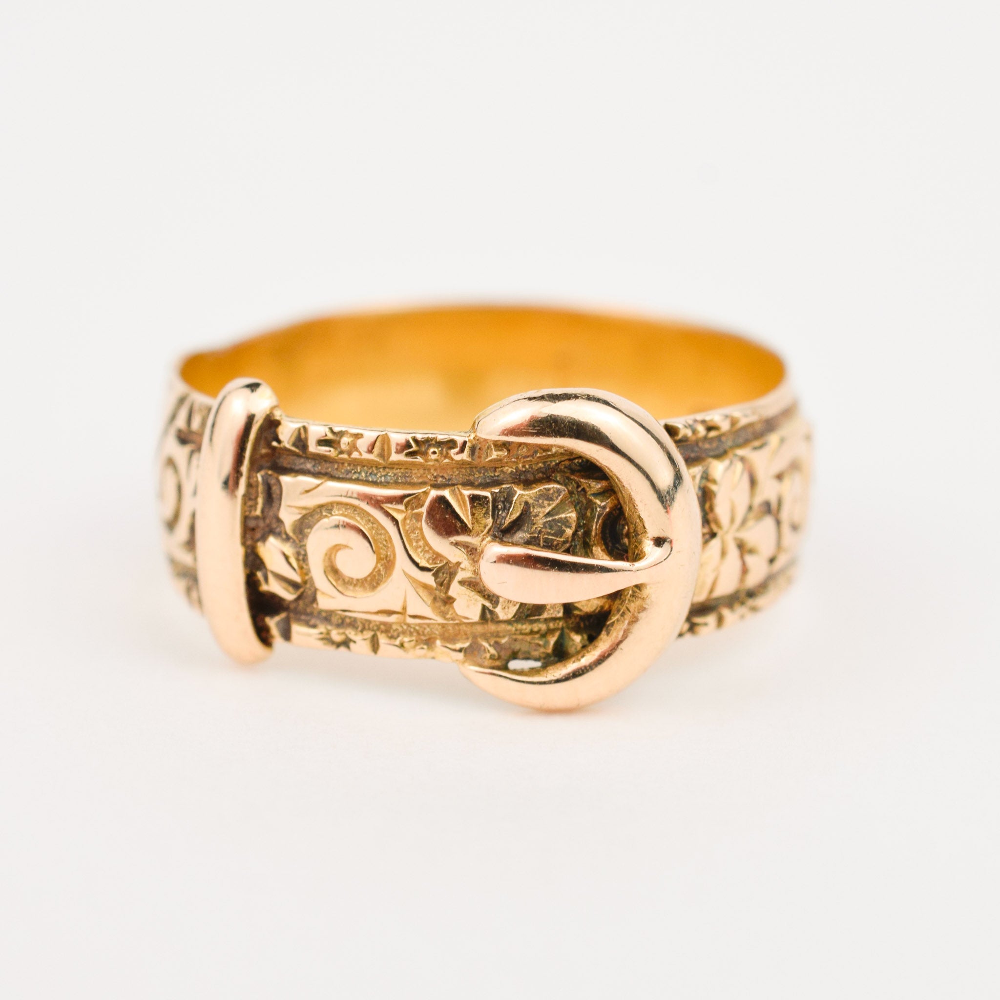 Antique Gold Chased Buckle Ring, Hallmarked Birmingham, 1916