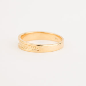 vintage gold hammered ring, folklor vintage jewelry canada
