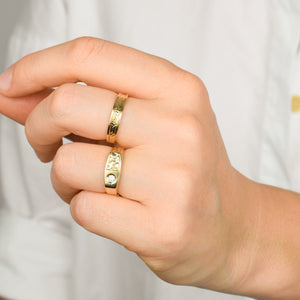 vintage gold hammered ring, folklor vintage jewelry canada