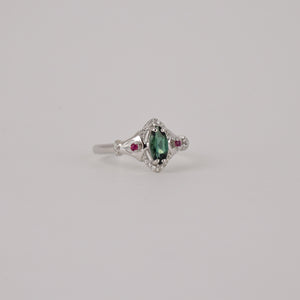 vintage green tourmaline and ruby ring, folklor
