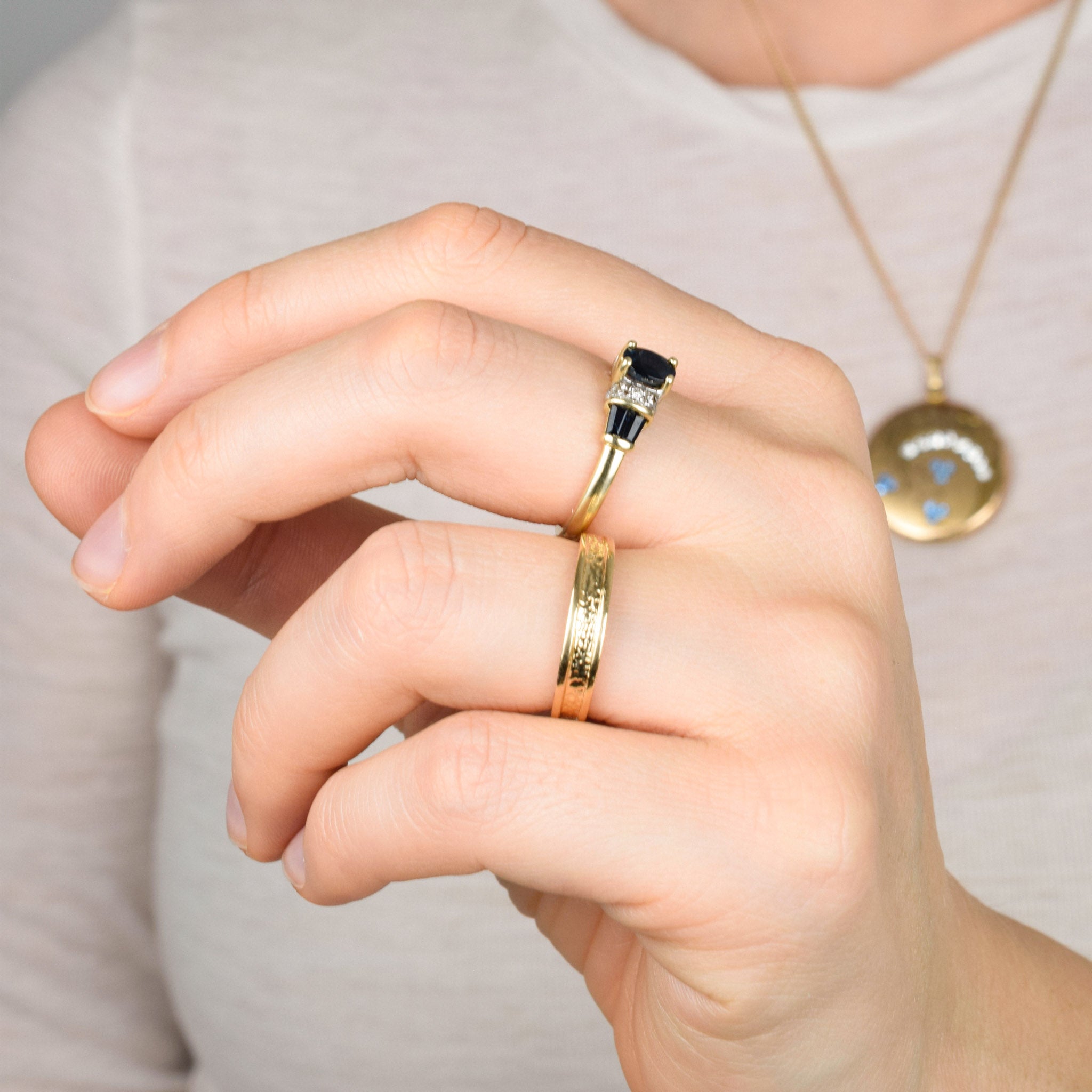vintage sapphire and diamond ring, folklor vintage jewelry canada