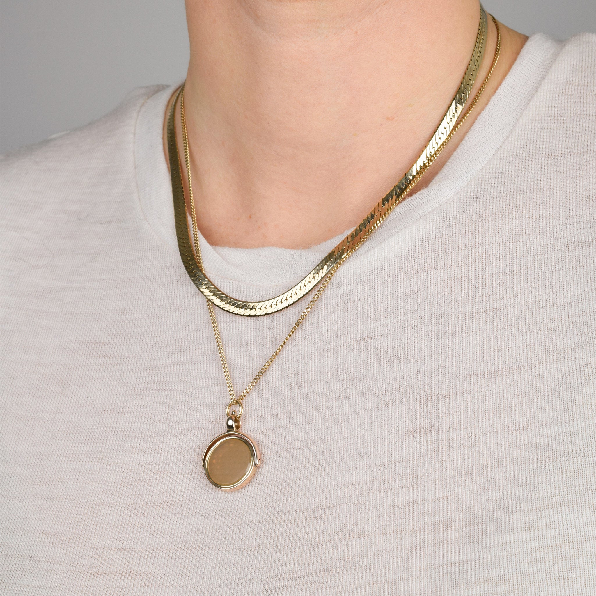 17" Textured Herringbone Chain Necklace 