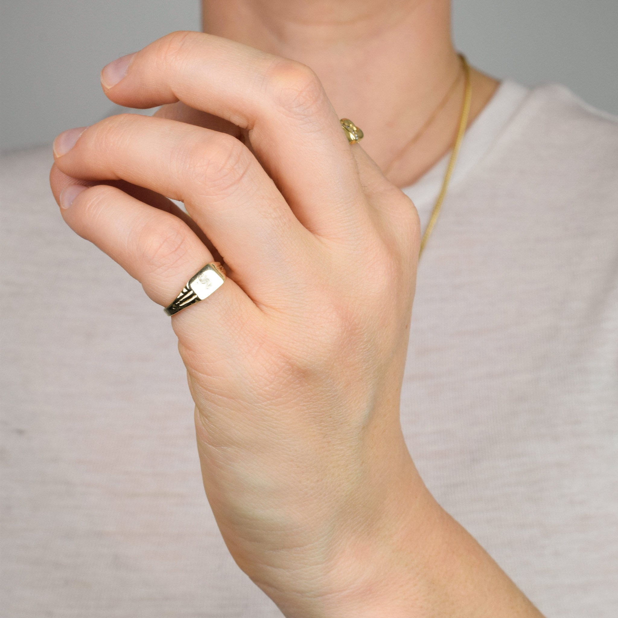 vintage 'S' Signet Ring 