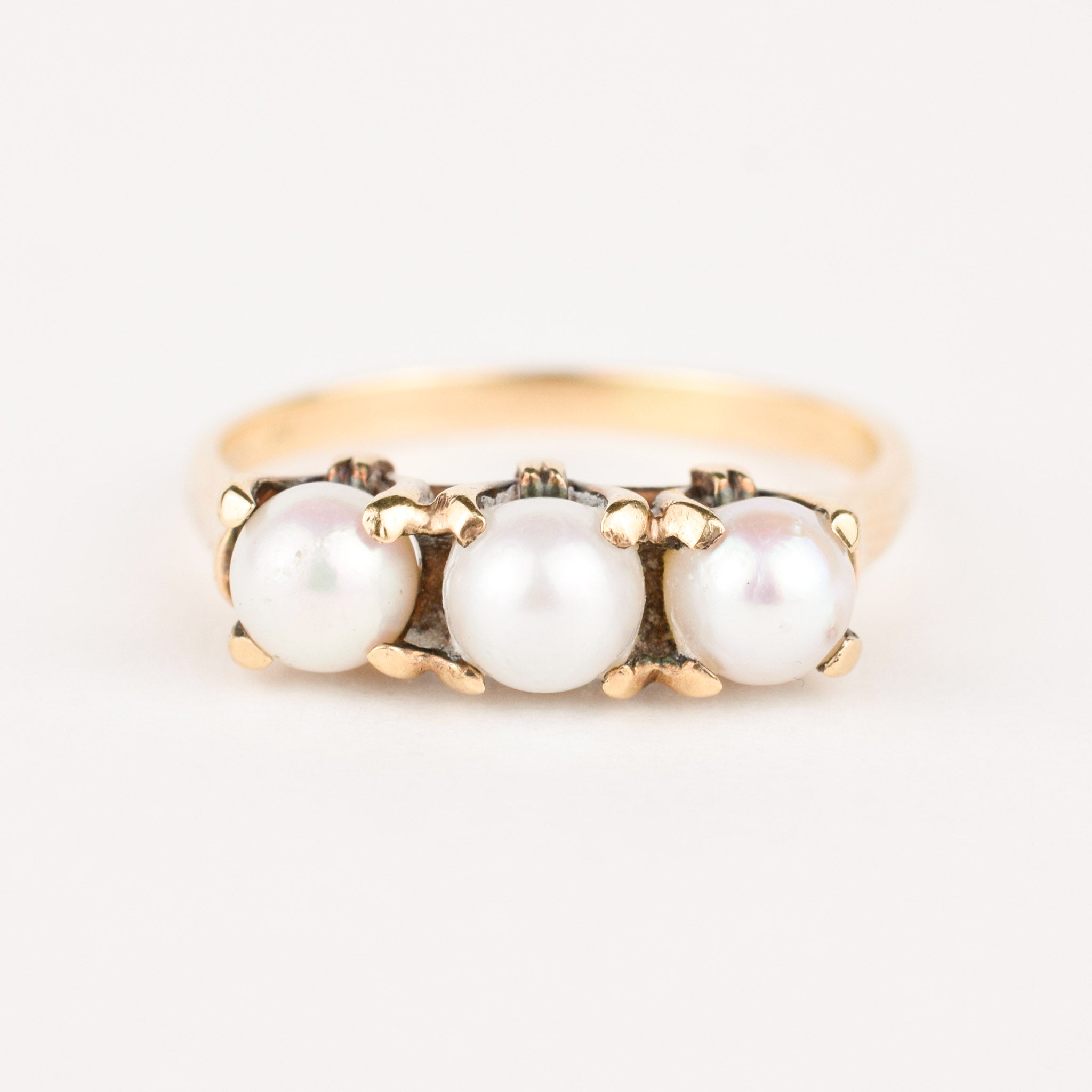antique Pearl Trilogy Ring