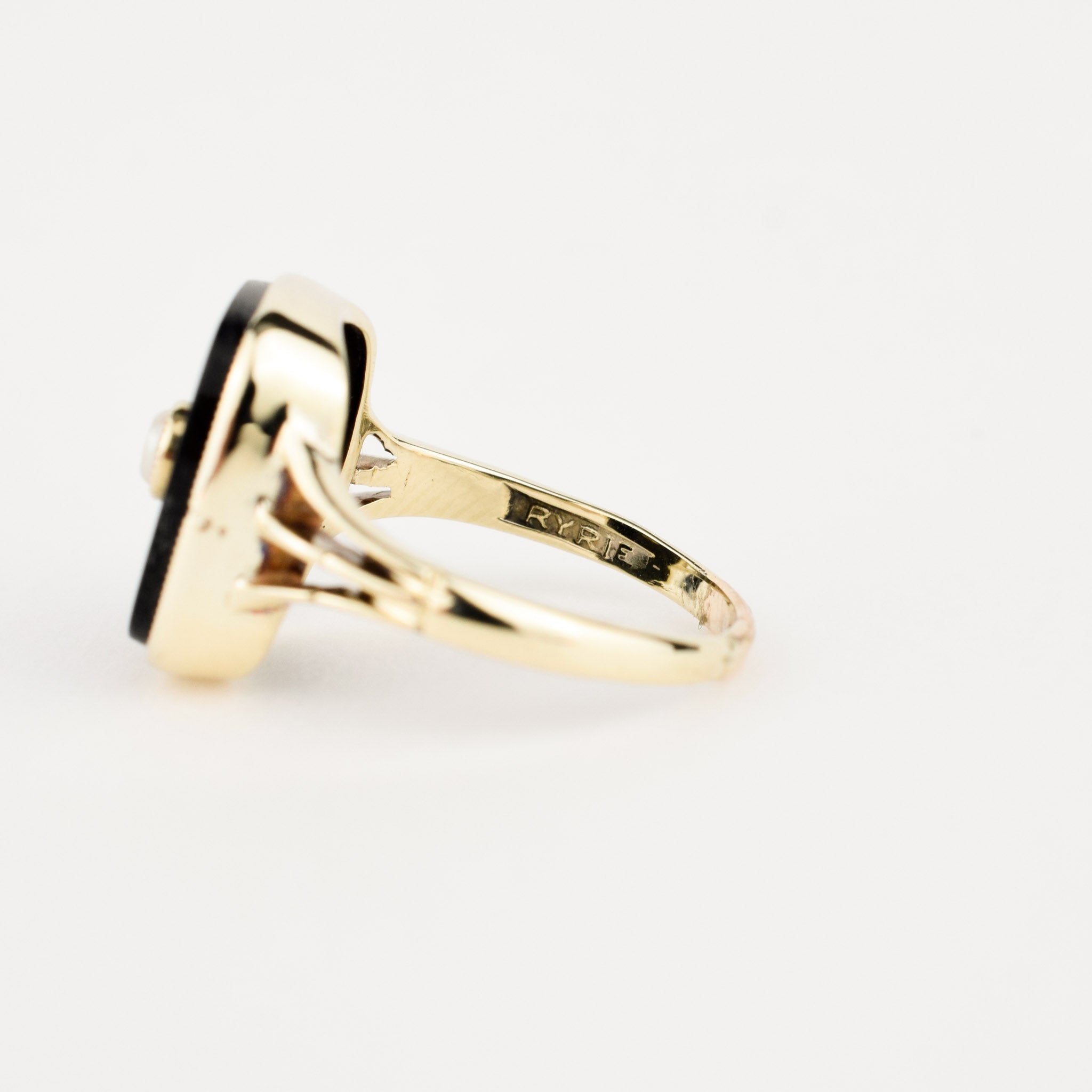vintage gold Onyx and Seed Pearl Ring