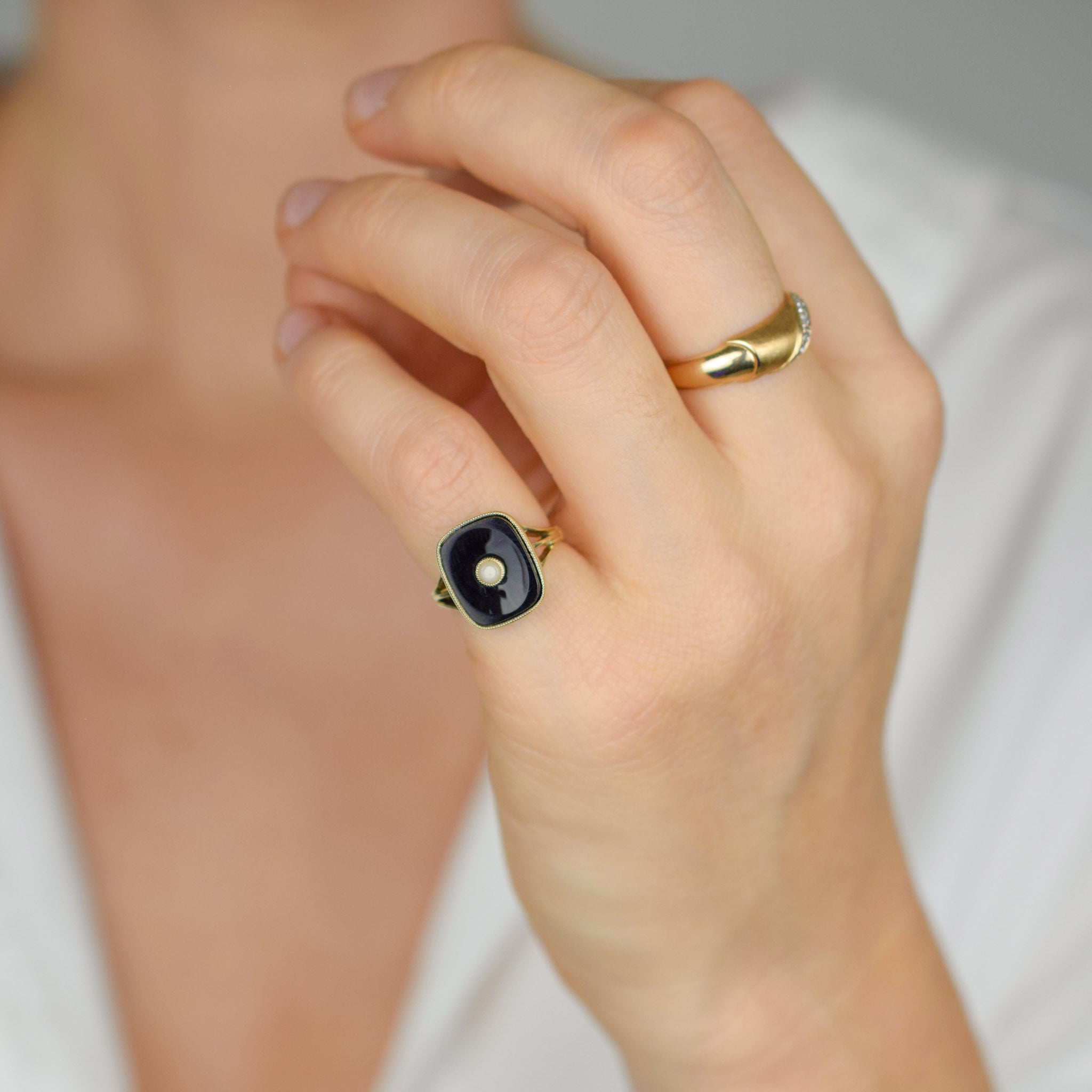 vintage gold Onyx and Seed Pearl Ring