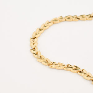 7.5" gold Leaf detail Bracelet 