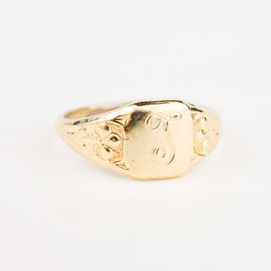 vintage gold 'J' signet ring