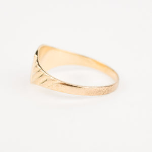 vintage gold 'J' Signet Ring