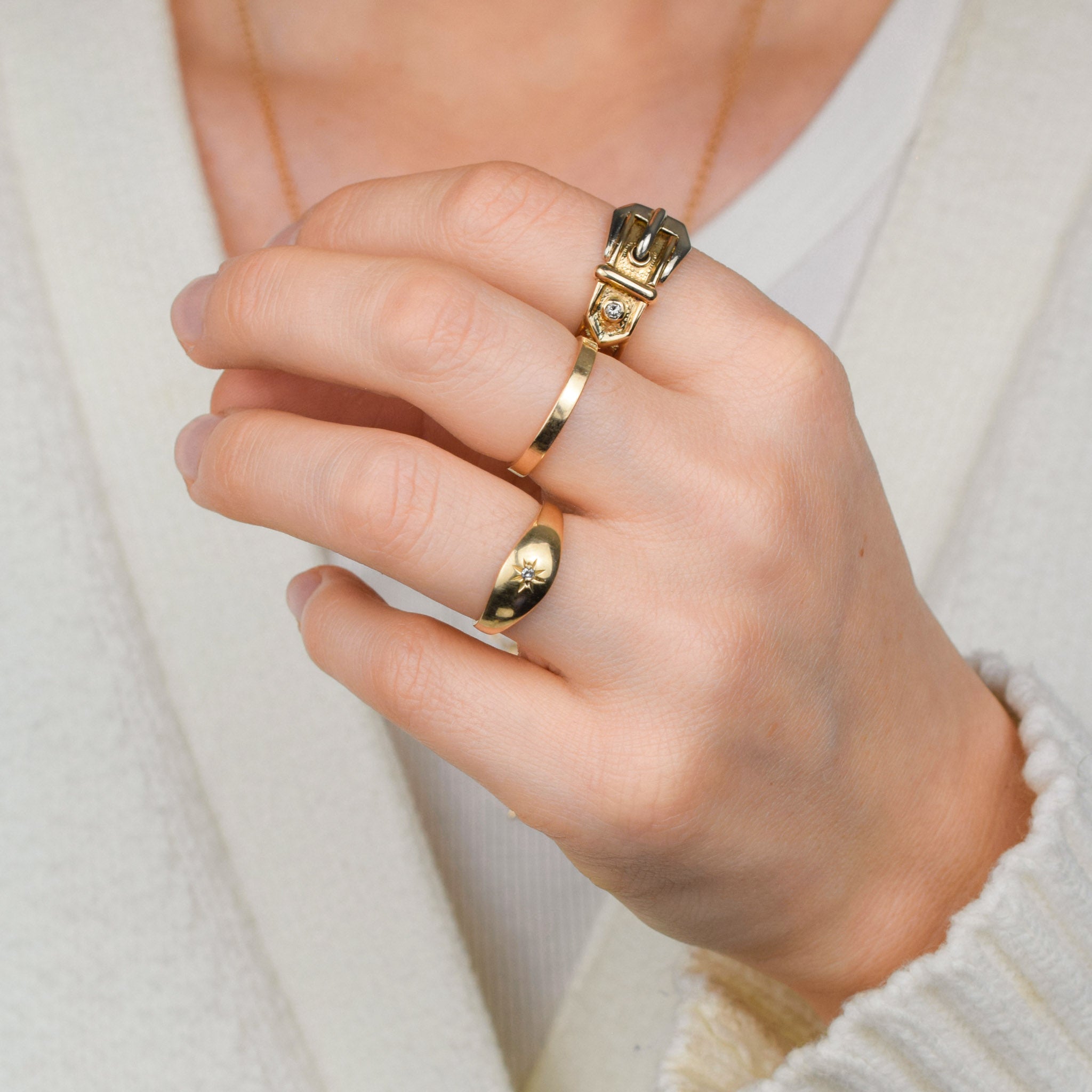 vintage 2.3mm Flat Edge gold Band 