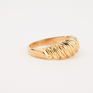 vintage 10k  gold croissant ring, folklor