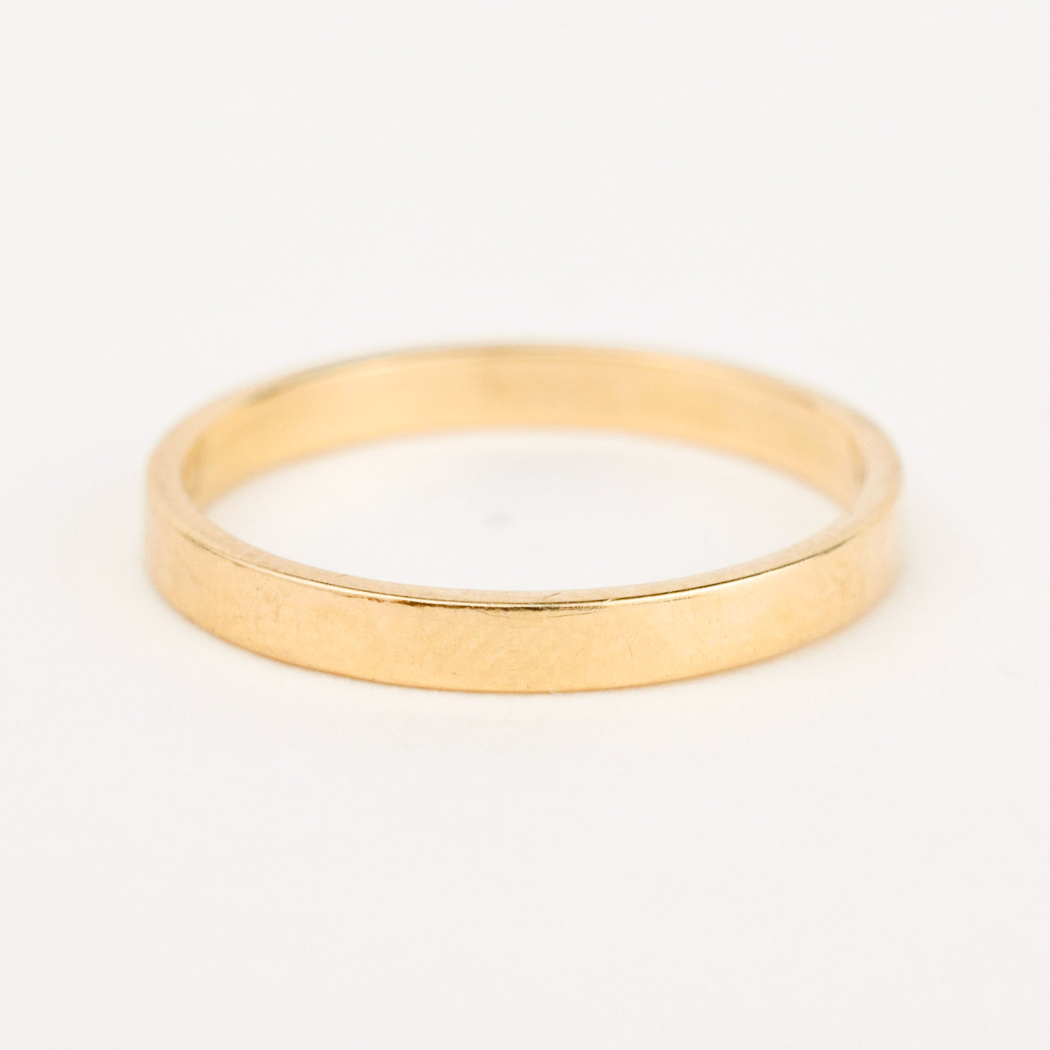 vintage 2.3mm Flat Edge gold Band 