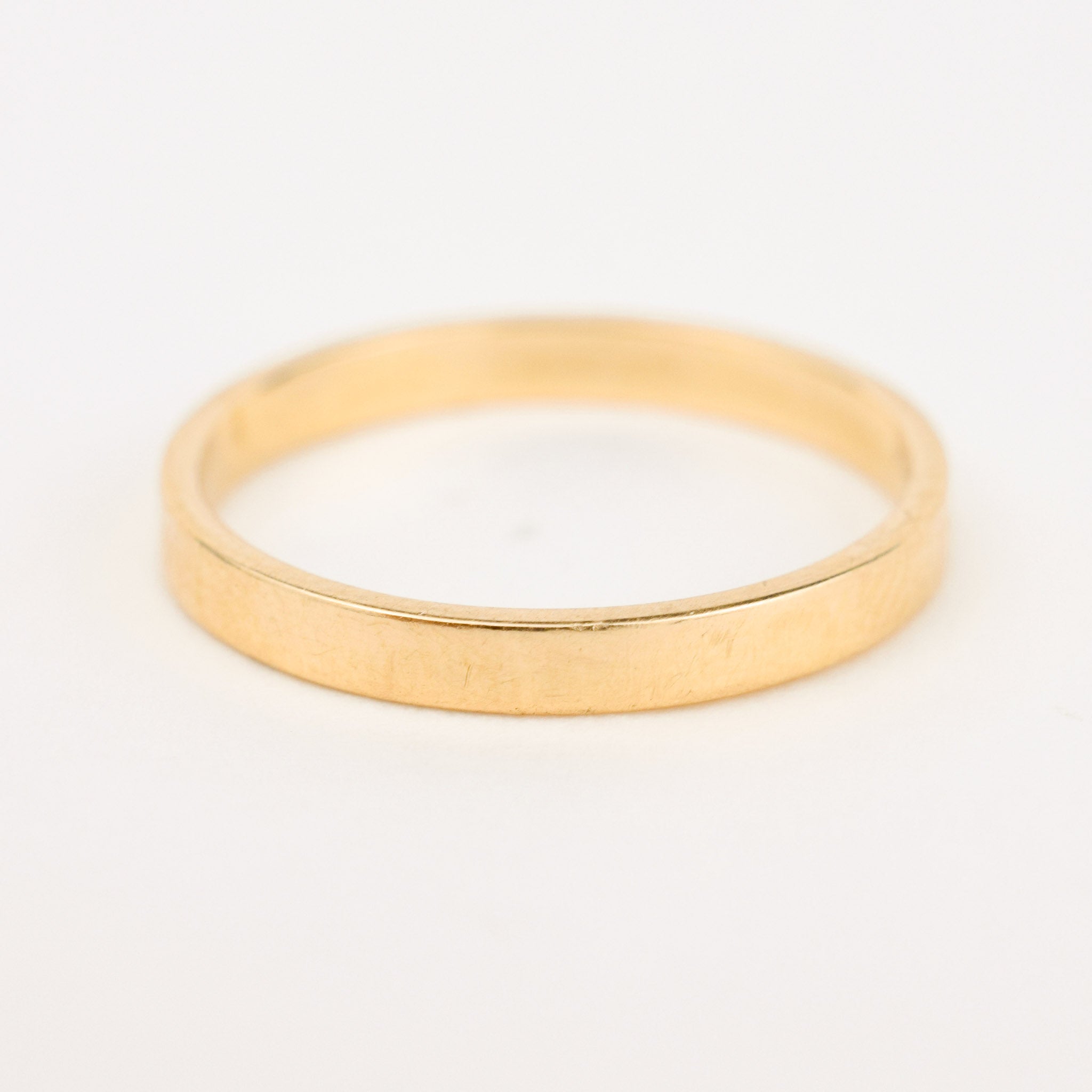 vintage 2.3mm Flat Edge gold Band 