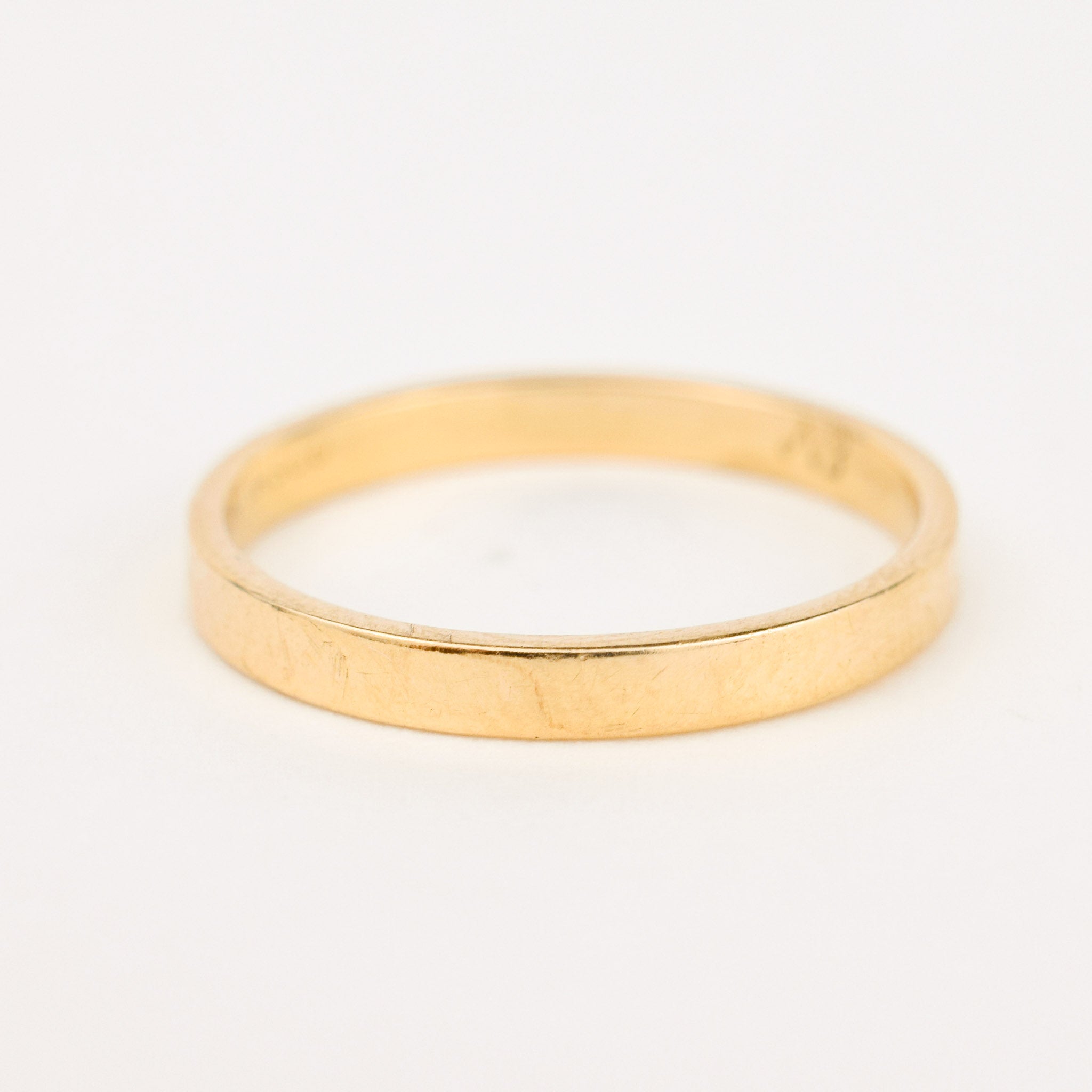 vintage 2.3mm Flat Edge gold Band 