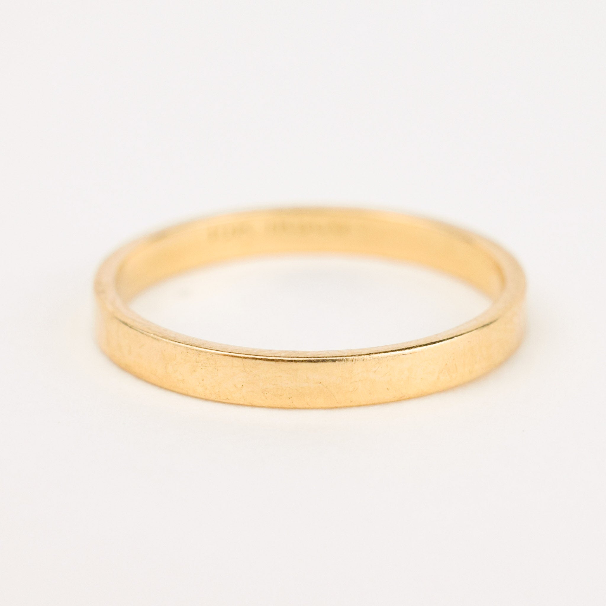 vintage 2.3mm Flat Edge gold Band 