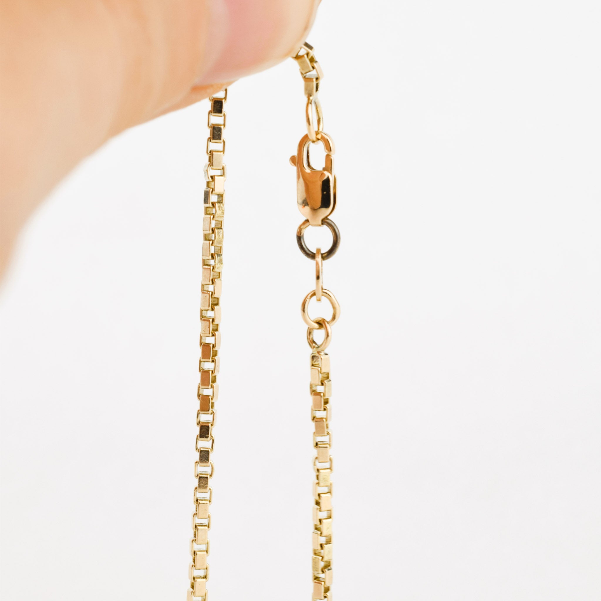 7 1/2" 10k gold Sparkling Box Chain Bracelet