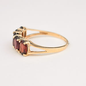 vintage 14k yellow gold 5 garnet band 