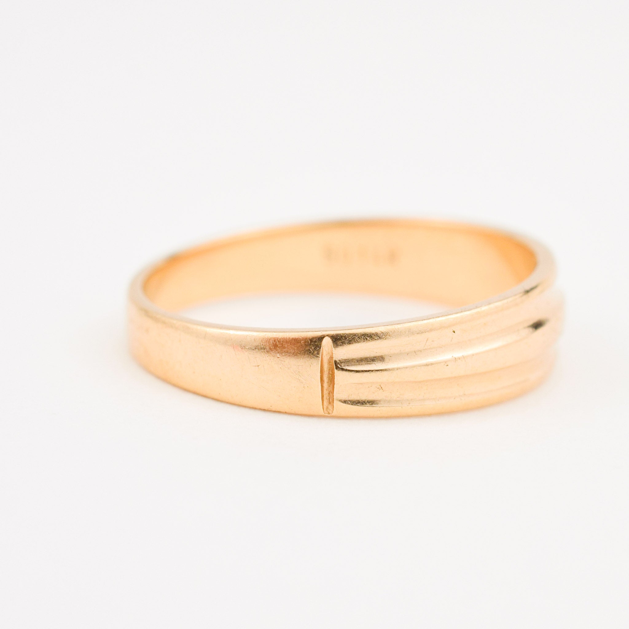 14k ribbed gold ring, 14k gold wedding band 