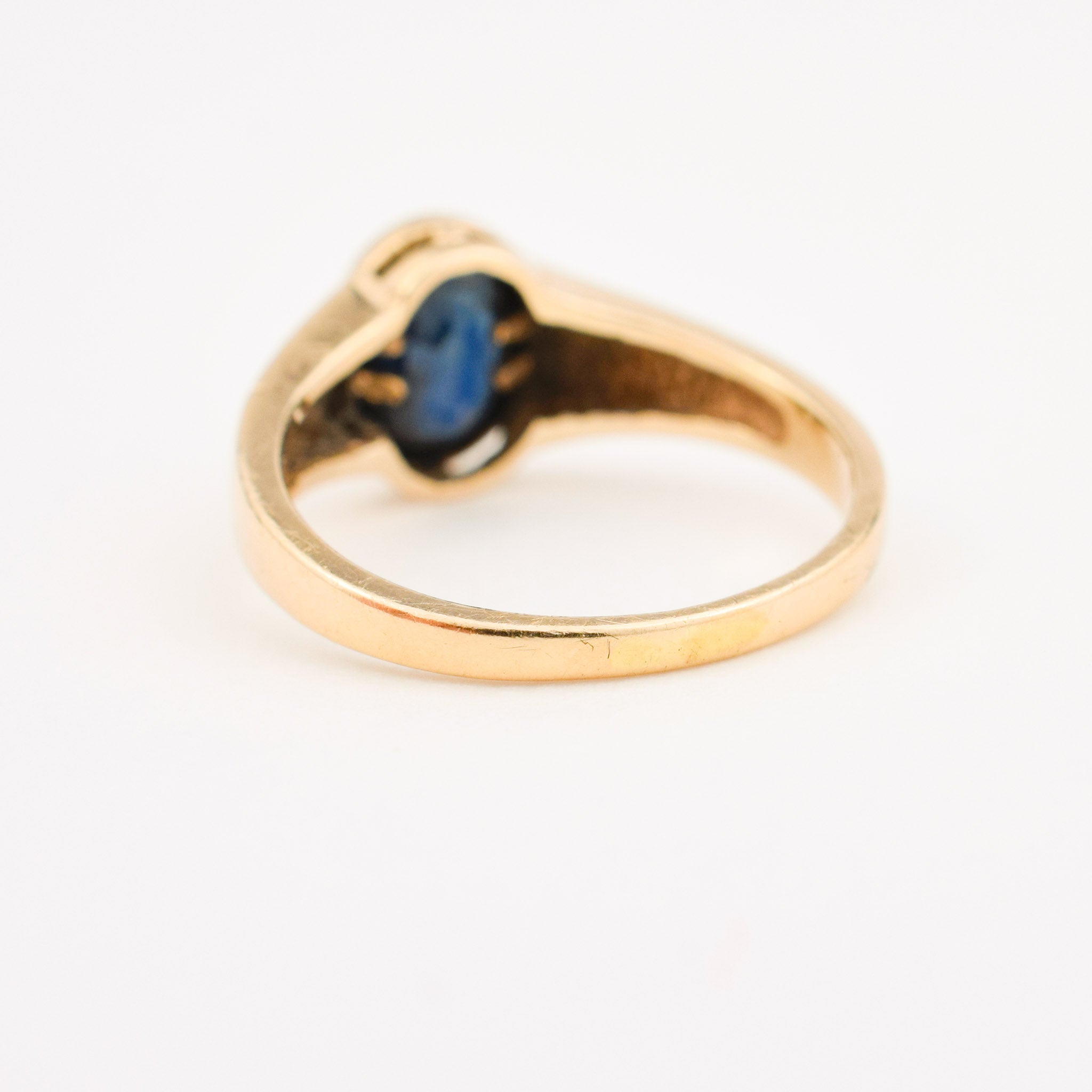 14k gold sapphire signet ring