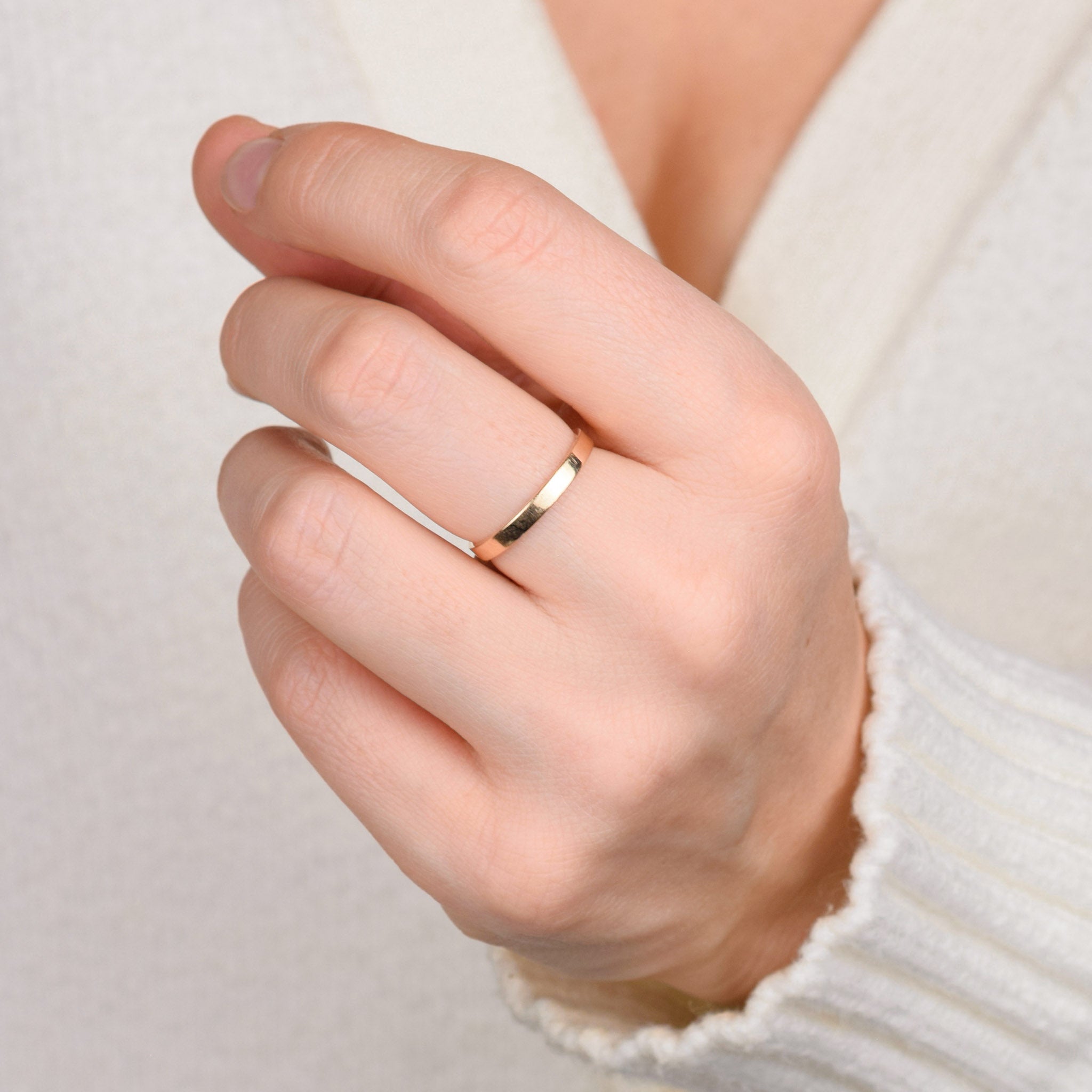 vintage 2.3mm Flat Edge gold Band 