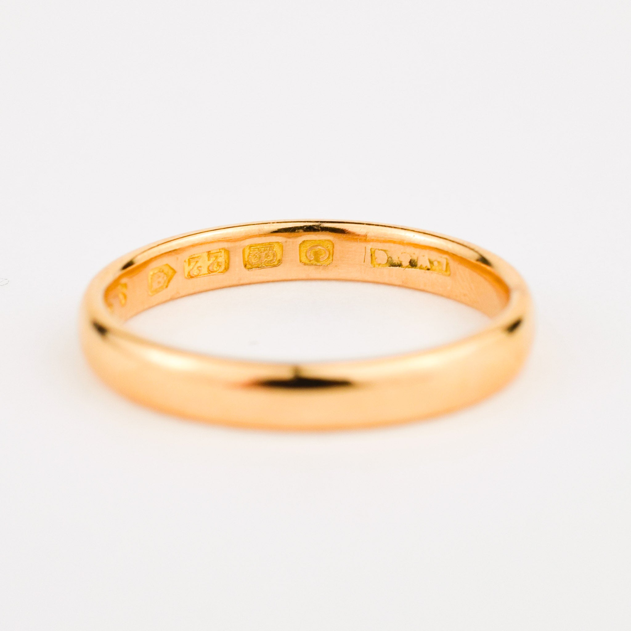 2.9 mm British Hallmarked Buttery Gold Band