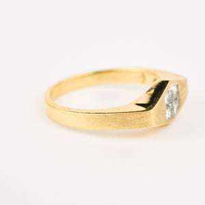 vintage 18k gold diamond signet ring 