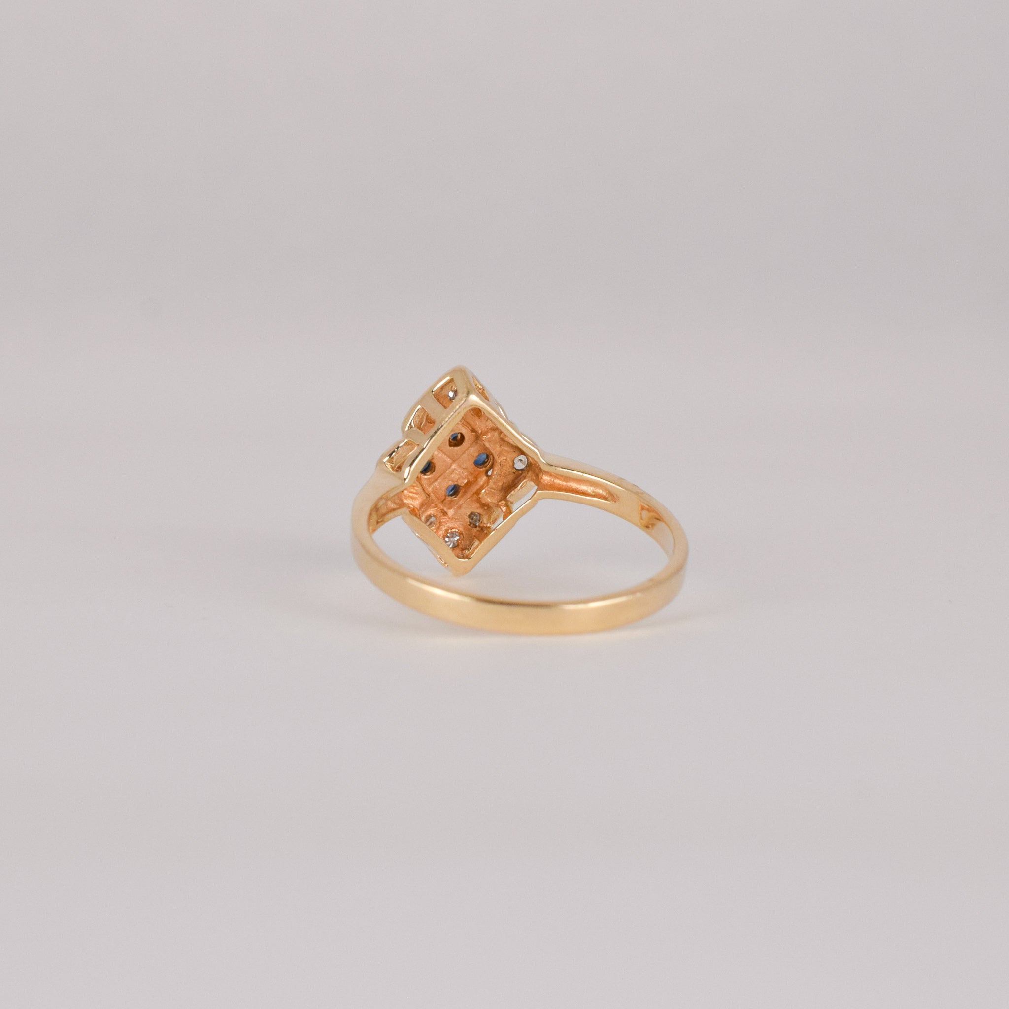vintage gold sapphire navette ring, folklor