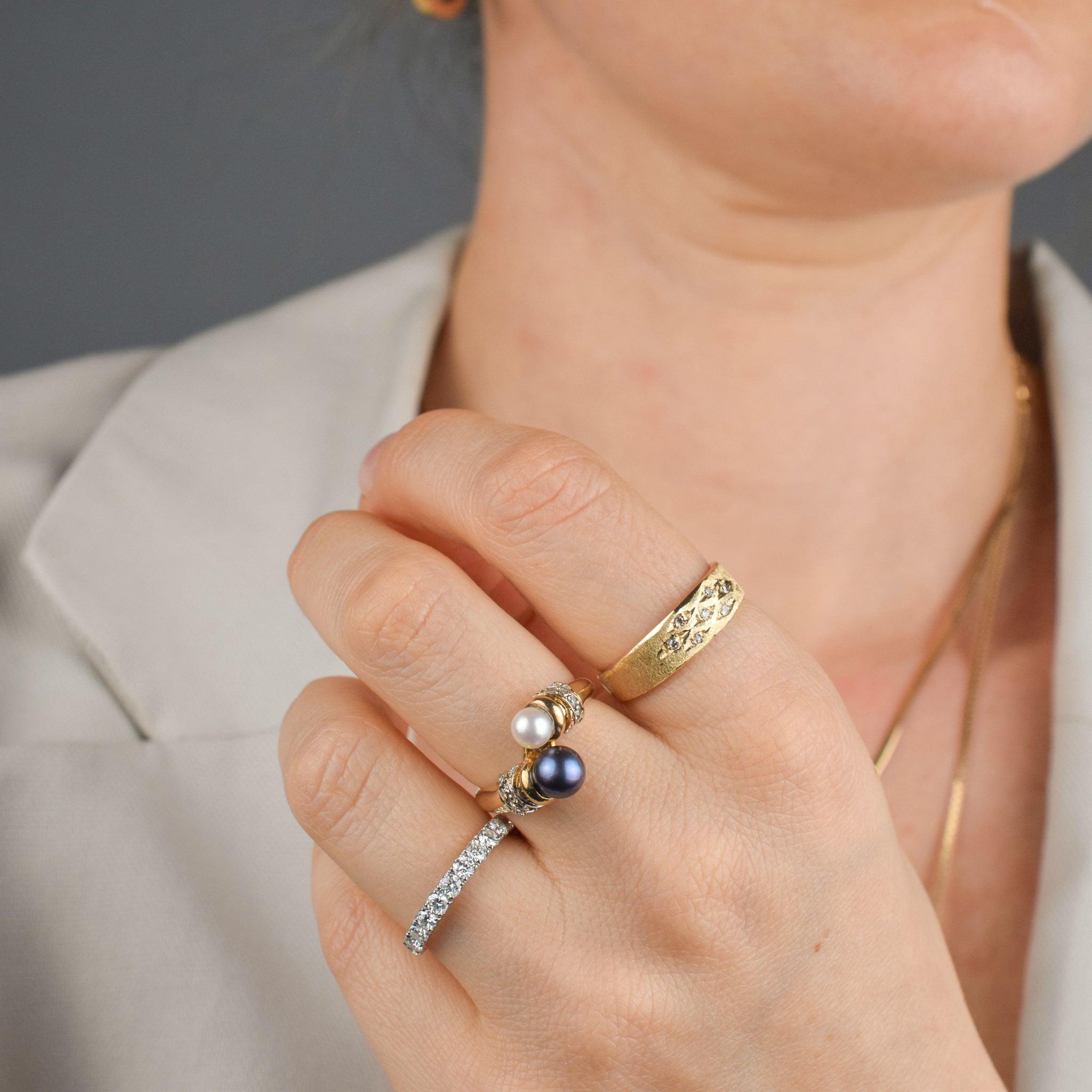 vintage pearl bypass ring, folklor
