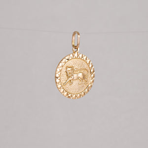 vintage gold leo pendant, folkor