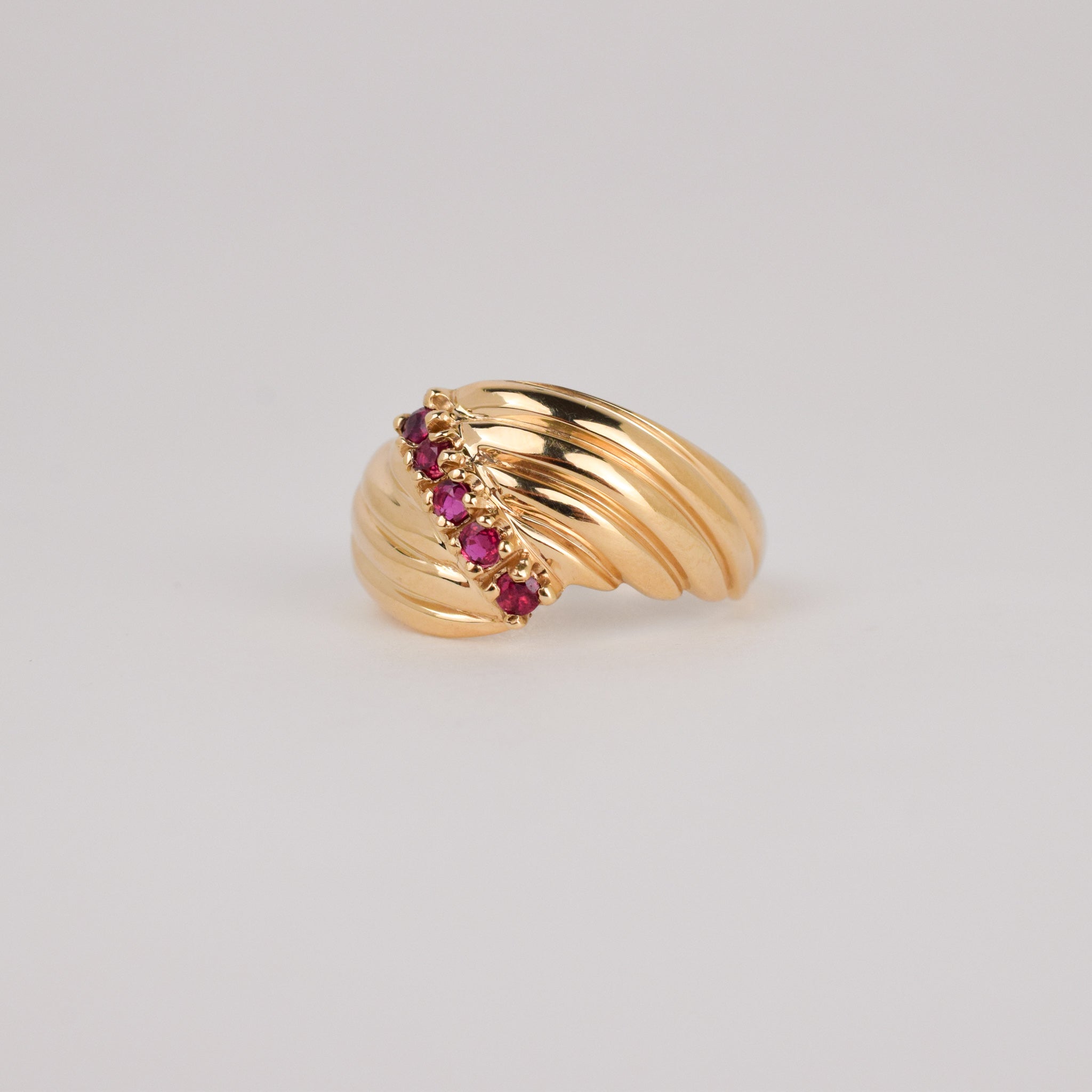 vintage gold ruby dome ring, folklor