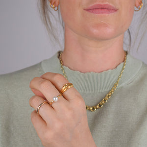 18k yellow gold wedding band, folklor vintage jewelry canada