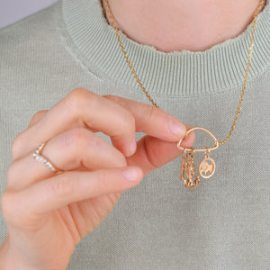 vintage gold leo horoscope pendant, folklor