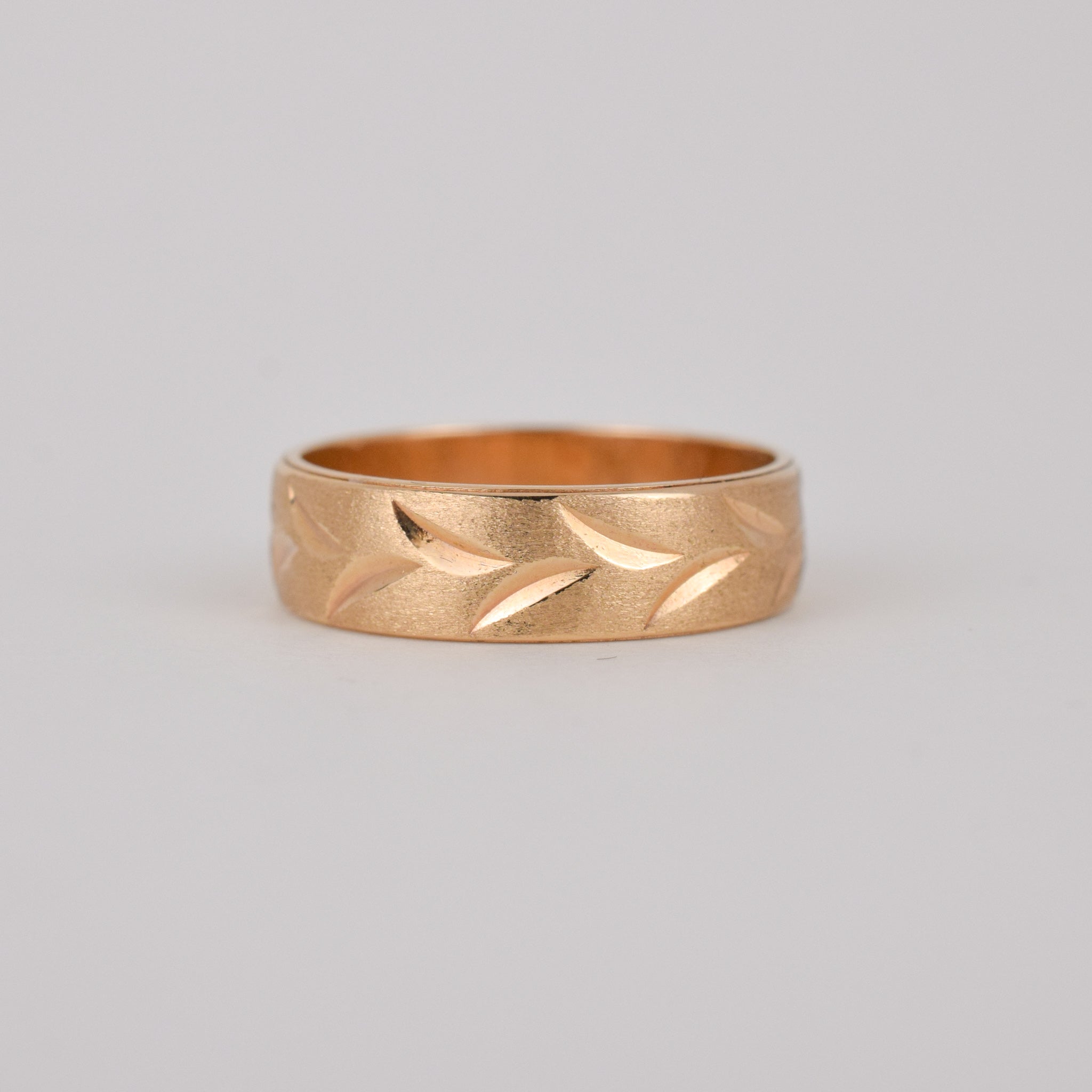 vintage brushed gold band, folklor