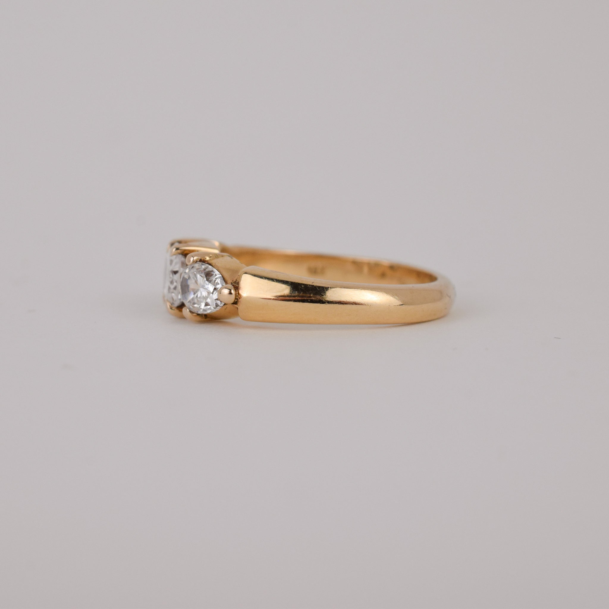 Spectacular oval diamond trilogy engagement ring, folklor