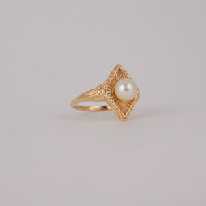 vintage gold pearl ring, folklor