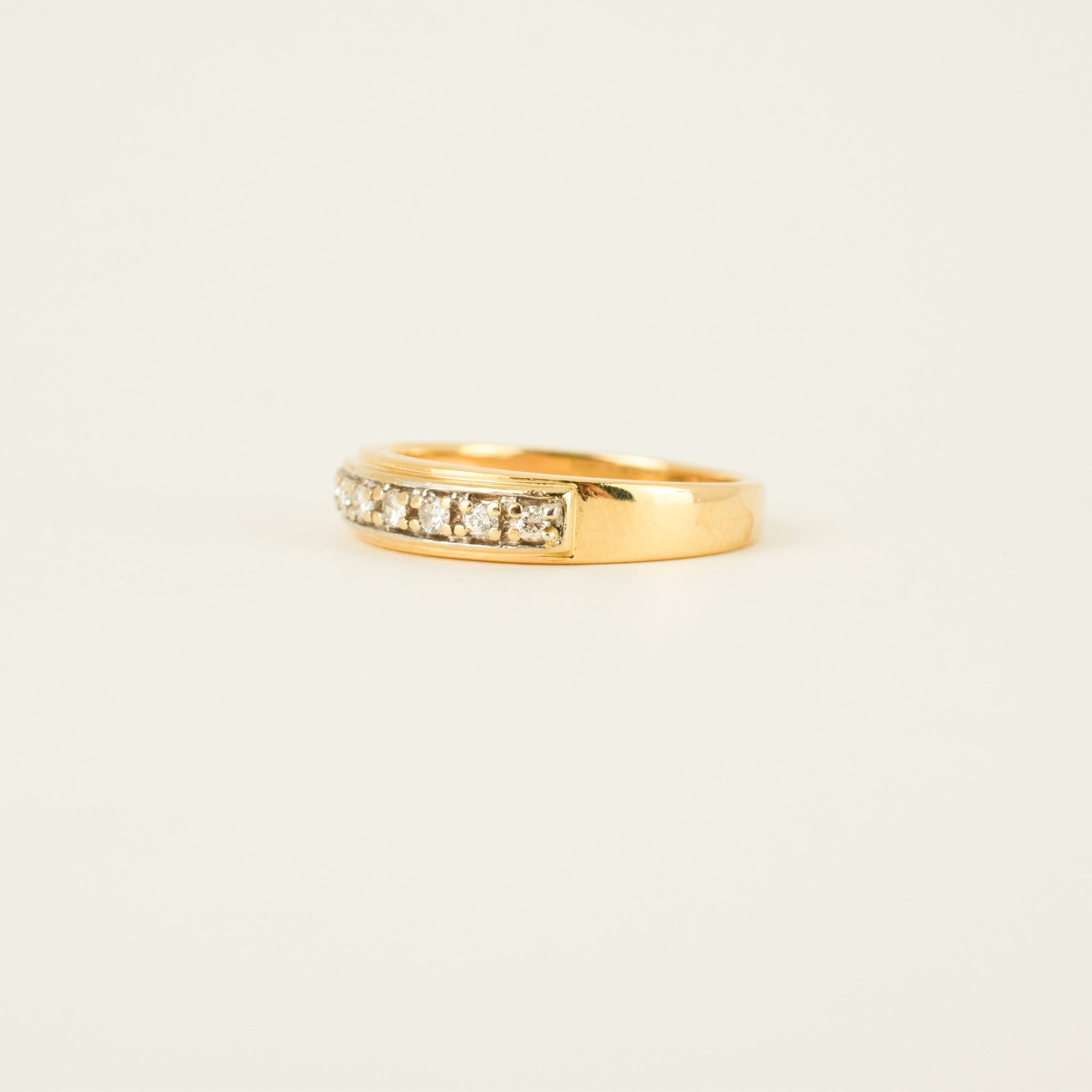 vintage gold and diamond band, folklor