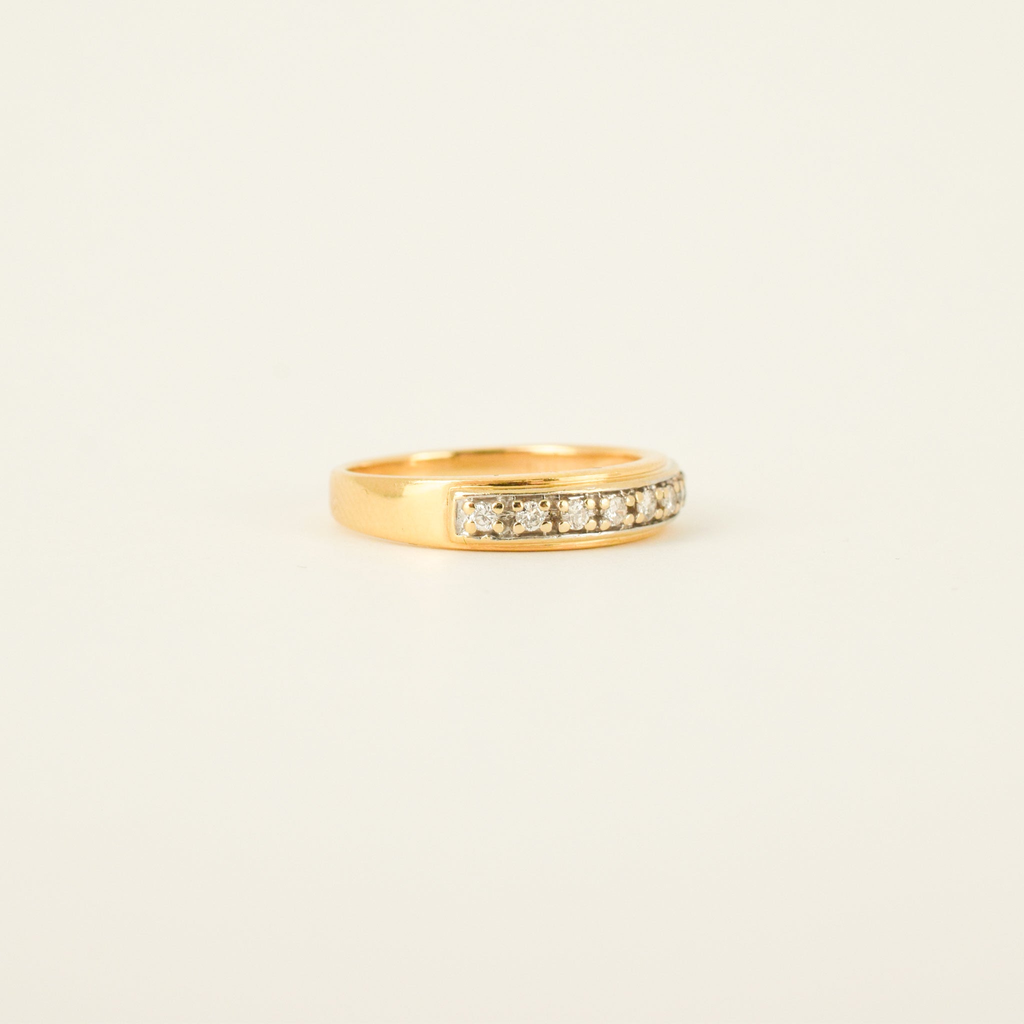 vintage gold and diamond band, folklor