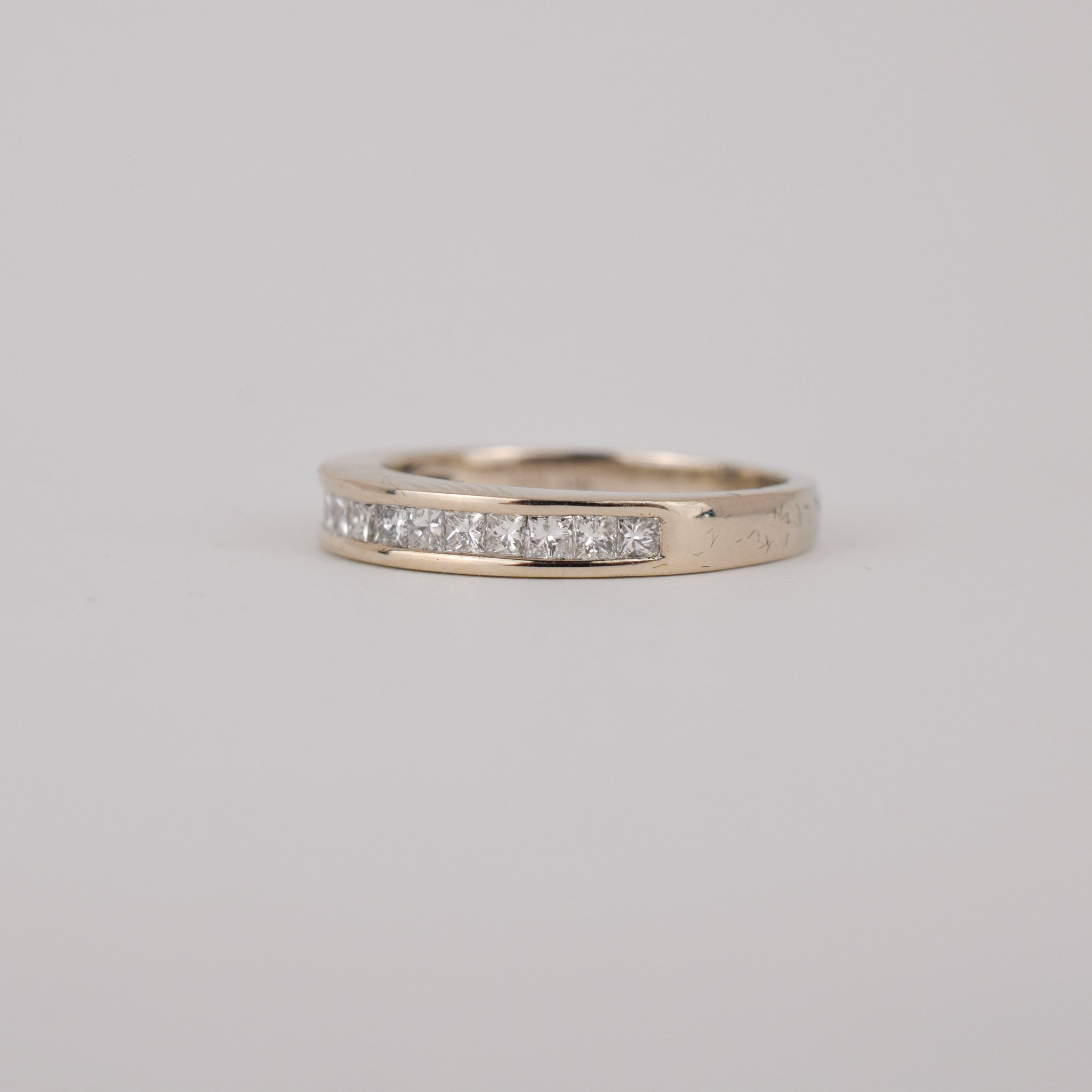 Vintage gold and diamond wedding band, folklor