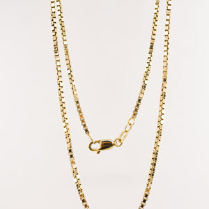 19" Sparkly Box Chain