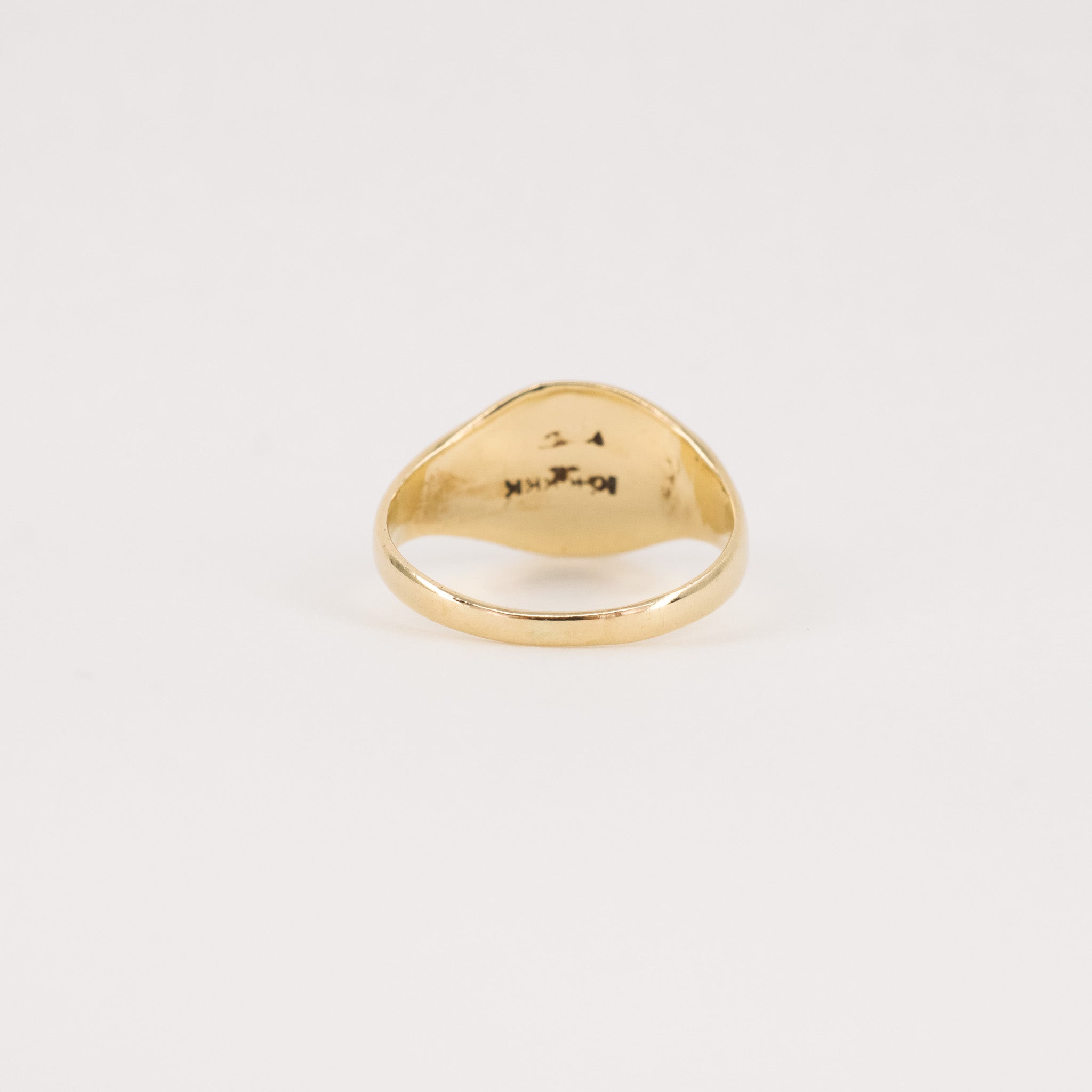 vintage gold signet ring, folklor vintage and antique jewelry
