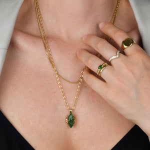 vintage gold jade pendant, folklor canada, vintage and antique jewelry canada